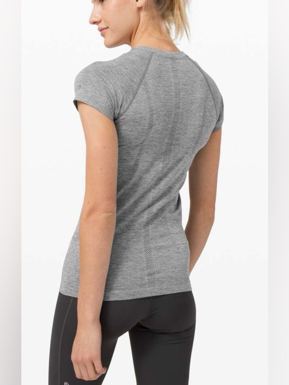 Lululemon Swiftly Tech Short Sleeve 2.0, size 12, Slate / White - Picture 4 of 11